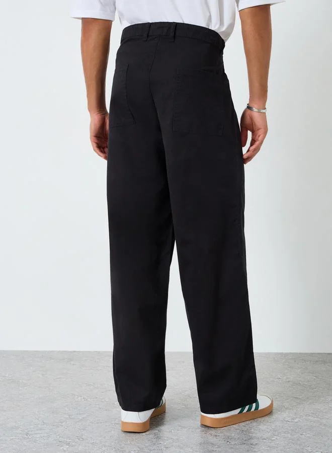 Styli Black Men Black Relaxed Fit Chino Pants for Men | Best Price UAE